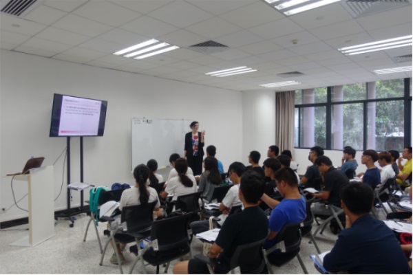 学生上课3